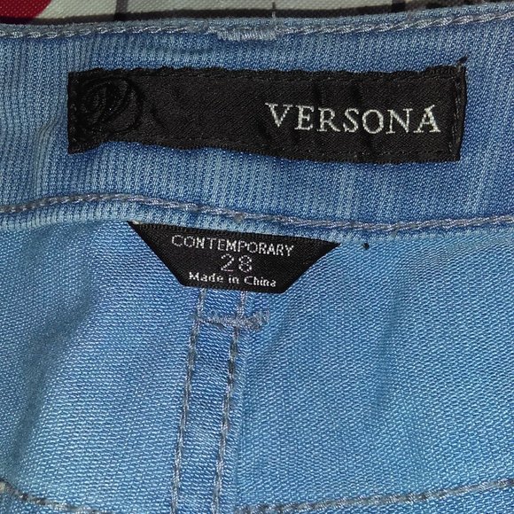 🏝️Versona Shorts Sz 8 / 28 Womens Bermuda Regular Rise Blue Textured w/ Pockets - Picture 4 of 6